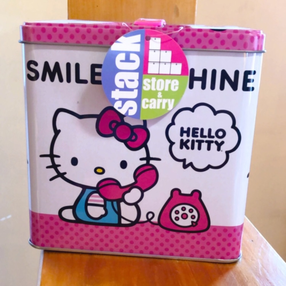 💗HELLO KITTY SANRIO NEW TIN LUNCH BOX STORAGE CASE💗 NEW WITH TAGS